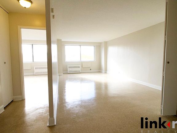 4th image of 40 E Sidney Ave APT 5F