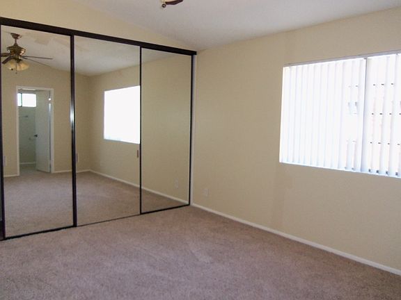 3rd image of 1925 Anaheim Ave APT B1