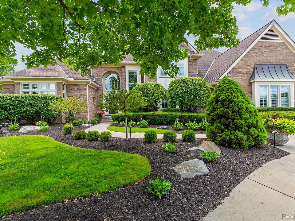 1st image of 13612 Berkshire Ct