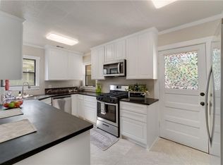 1646 Ash St, Grand Prairie, TX 75050