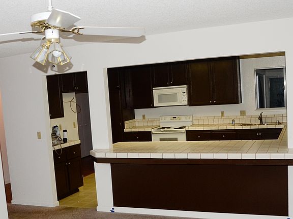 Kitchen Counter