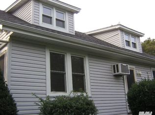 26 Neptune Rd, Rocky Point, NY 11778