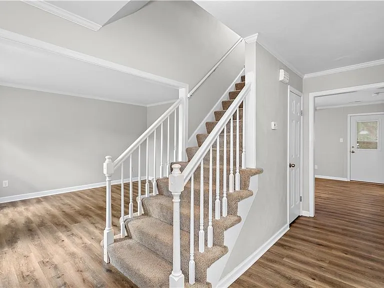 5120 Eagle Run Rd — Photo 5