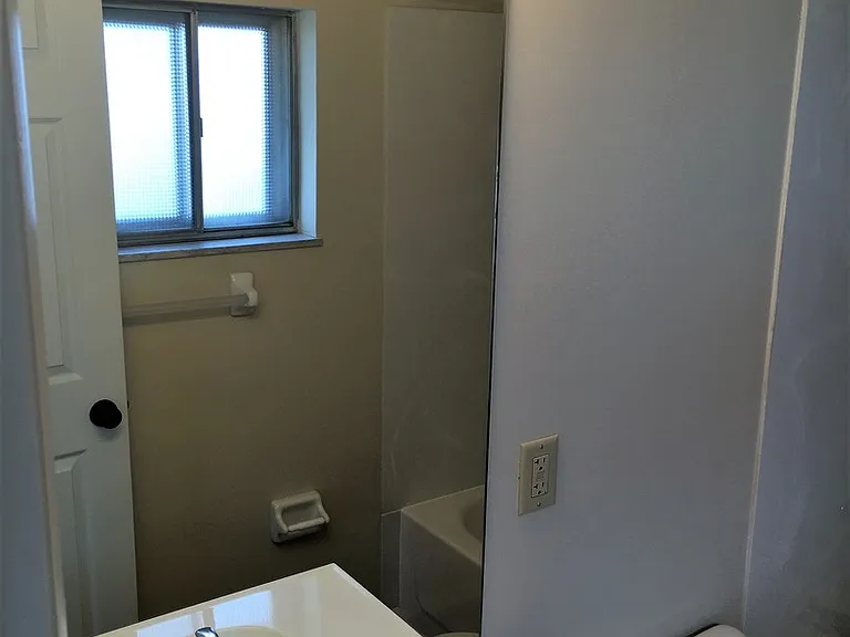 1216 Shanley Dr — Photo 22