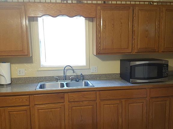 4th image of 1712 Lincoln St