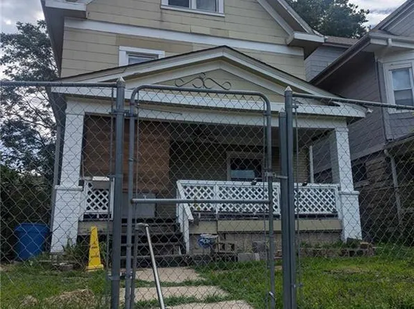 3319 Holmes St, Kansas City, MO 64109