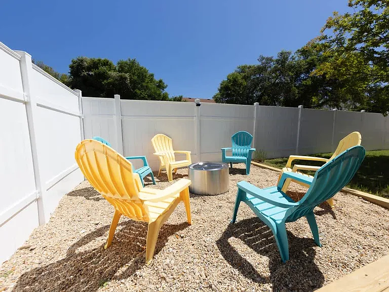 300 W Wilkinson St #BB — Photo 23