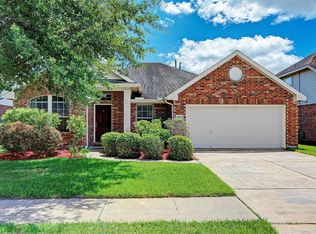 10106 Lamb Brook Ln, Pearland, TX 77584