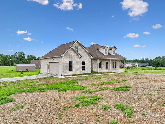 3rd image of 175 Cheney Ln