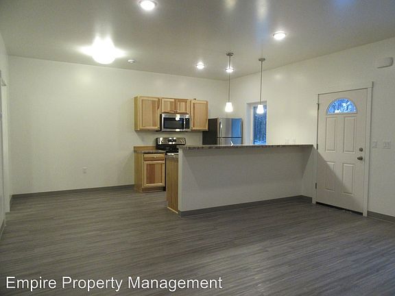 3rd image of 1246 Shane Ct #A