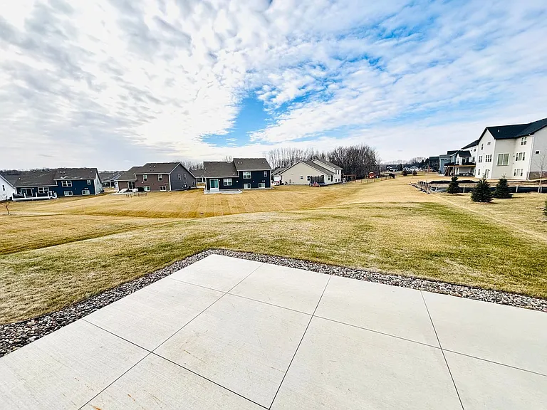 18031 Headwaters Dr — Photo 25