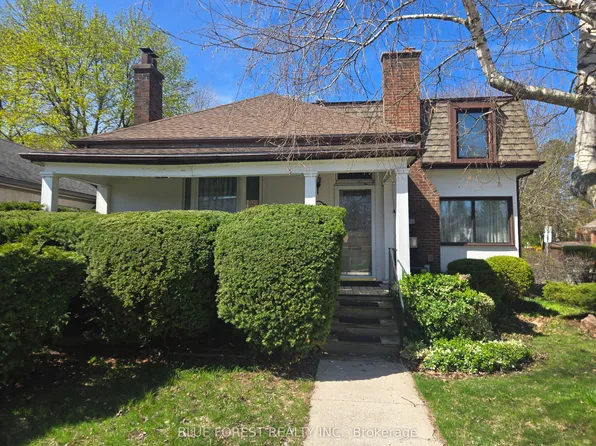 16 Arthur St, London, ON N5Y 3B9