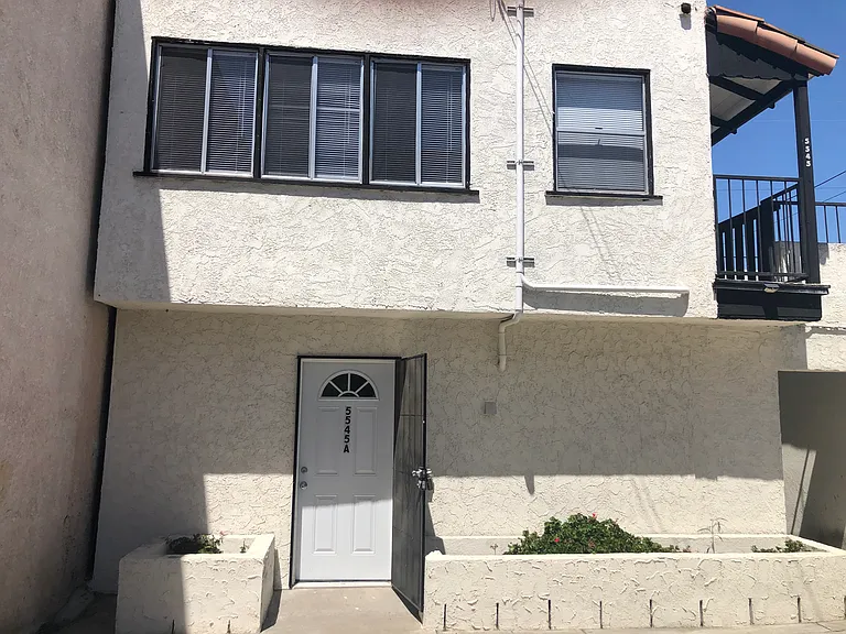 5545 Atlantic Ave #A — Photo 21
