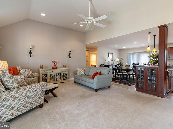3rd image of 303 Highland Dr