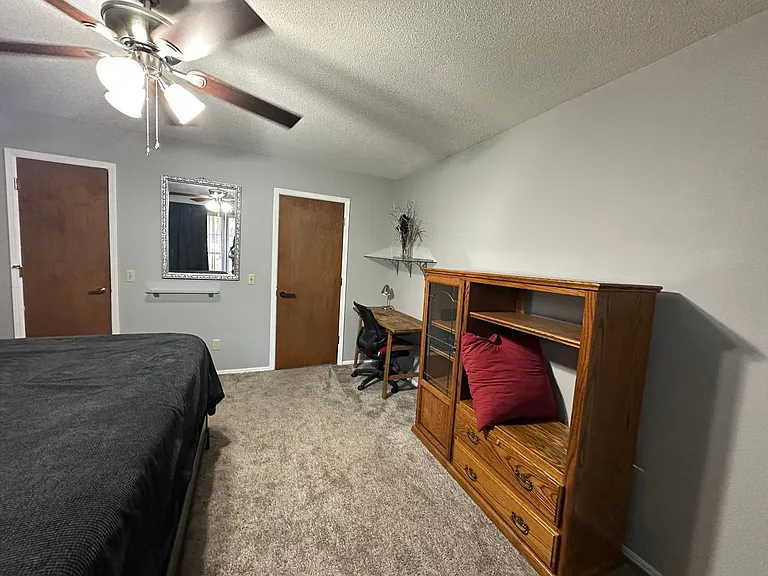 809 Knights Ct — Photo 6