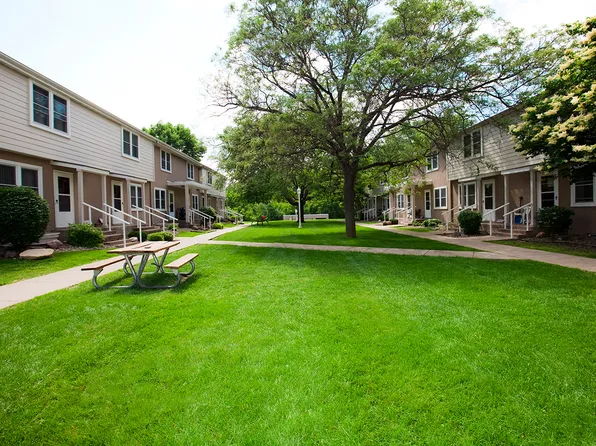 Rose Vista Apartments