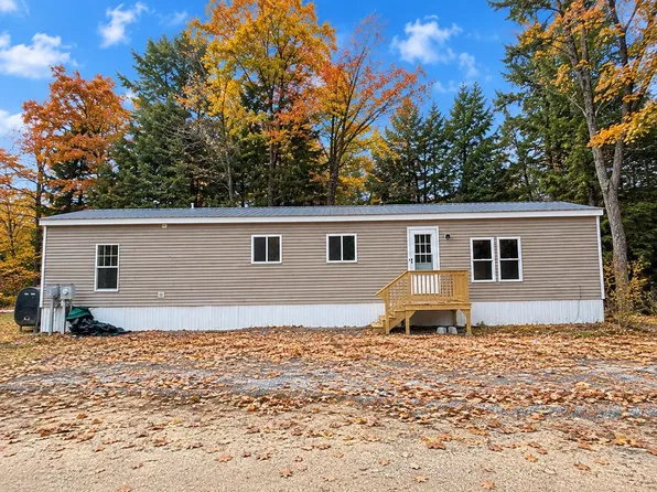 2 Ravenhead Lane, Hillsborough, NH 03244