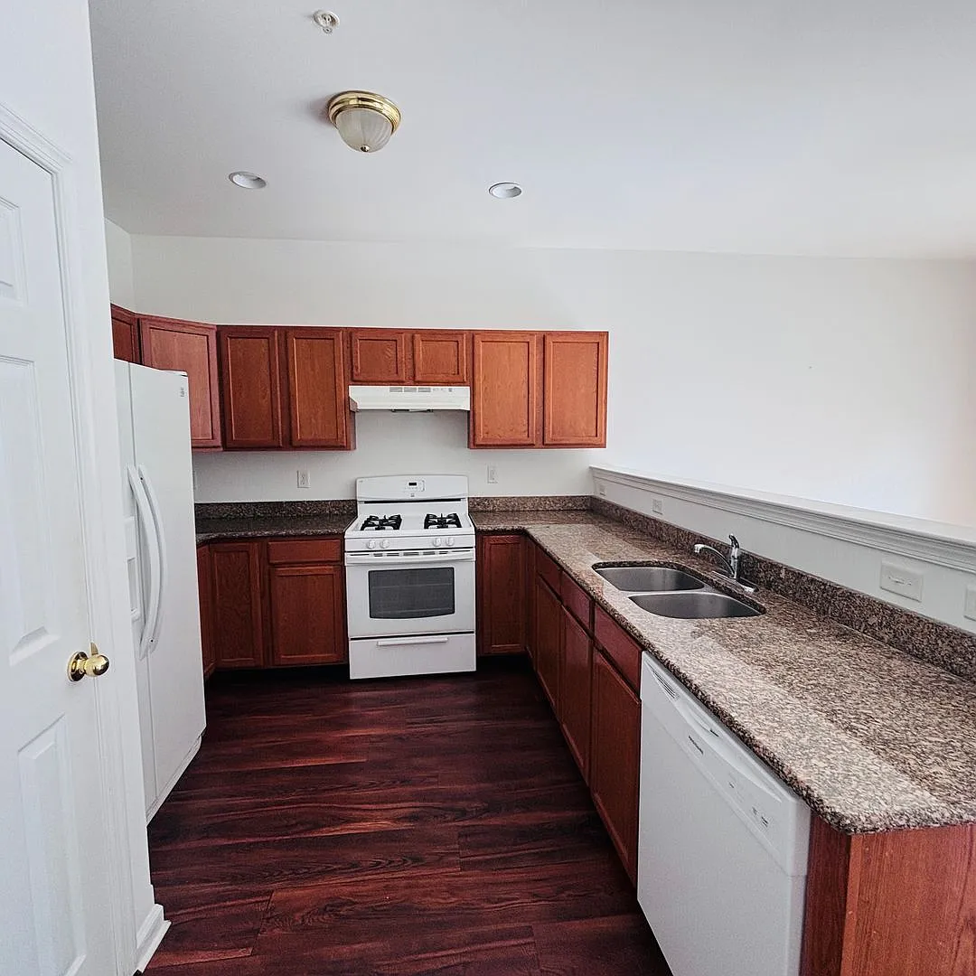 Located in the Highgates subdivision in Upper Macungie Township this 3 bedroom, 2.5 bath townhouse — Photo 2