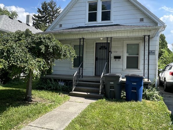 542 Bronson Ave