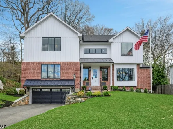 11 Brantwood Dr, Summit City, NJ 07901