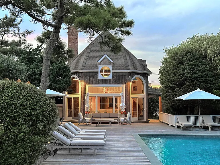 162 Dune Rd — Photo 4