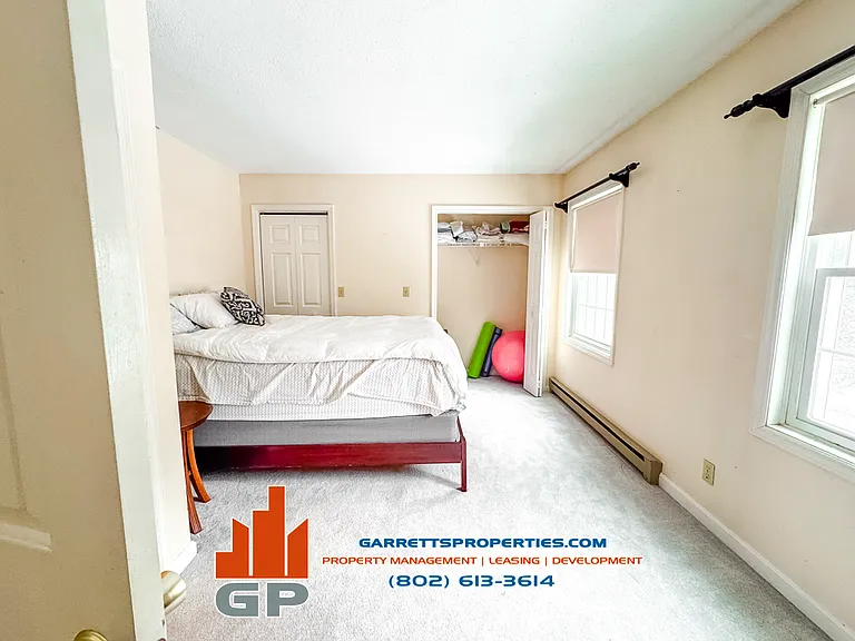 267 Eastview Cir #1 — Photo 9