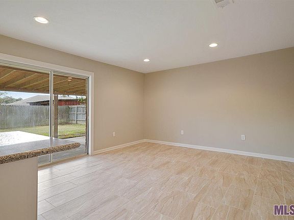 3rd image of 5111 McCormick Ave