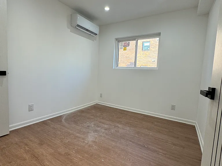 162-17 72nd Ave #1 — Photo 3