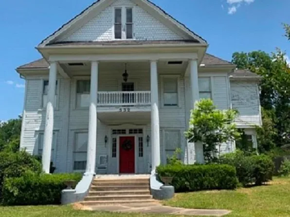 532 W Washington St, Camden, AR 71701