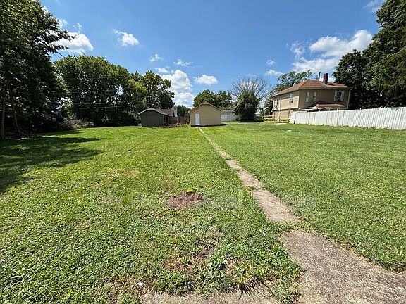 4th image of 208 Garfield St