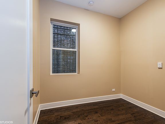 4th image of 2624 S Homan Ave
