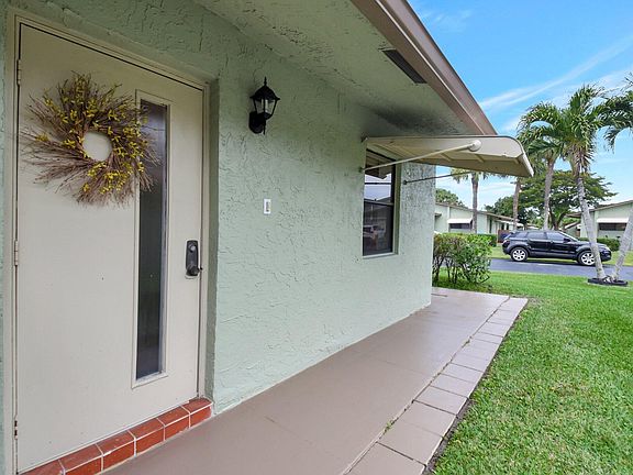4th image of 1758 Palmland Drive