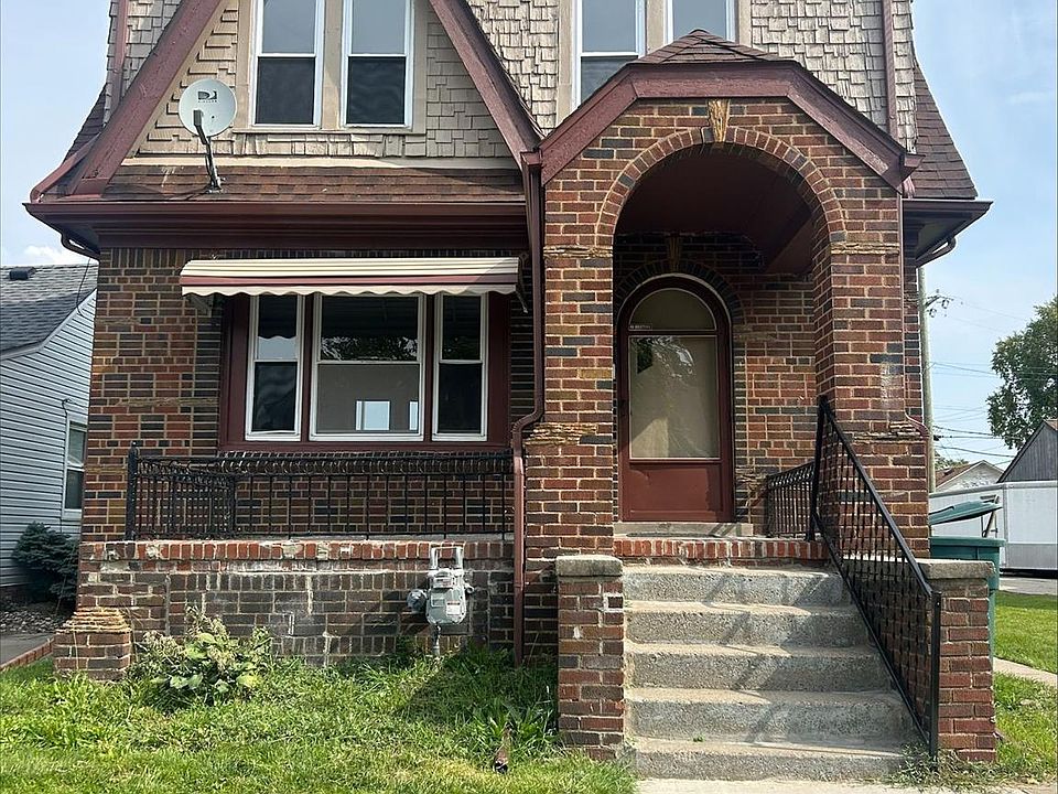 1st image of 1382 Warwick Ave