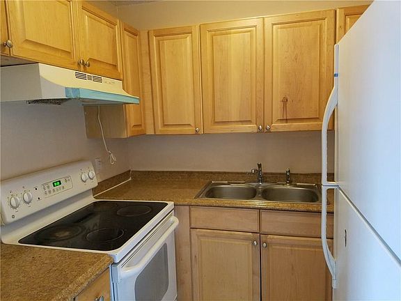 5th image of 3027 NW 118th Dr