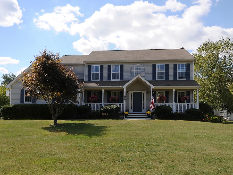 Stunning Country Colonial