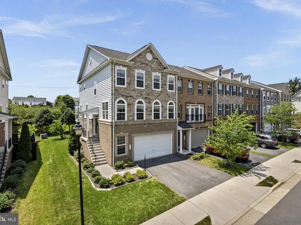 1543 Kinnaird Ter NE, Leesburg, VA 20176