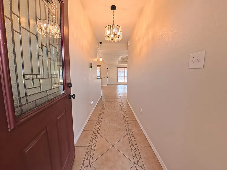 14 Burnham Dr — Photo 8