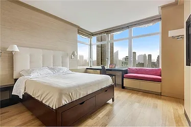 Rented by Vivaldi Real Estate