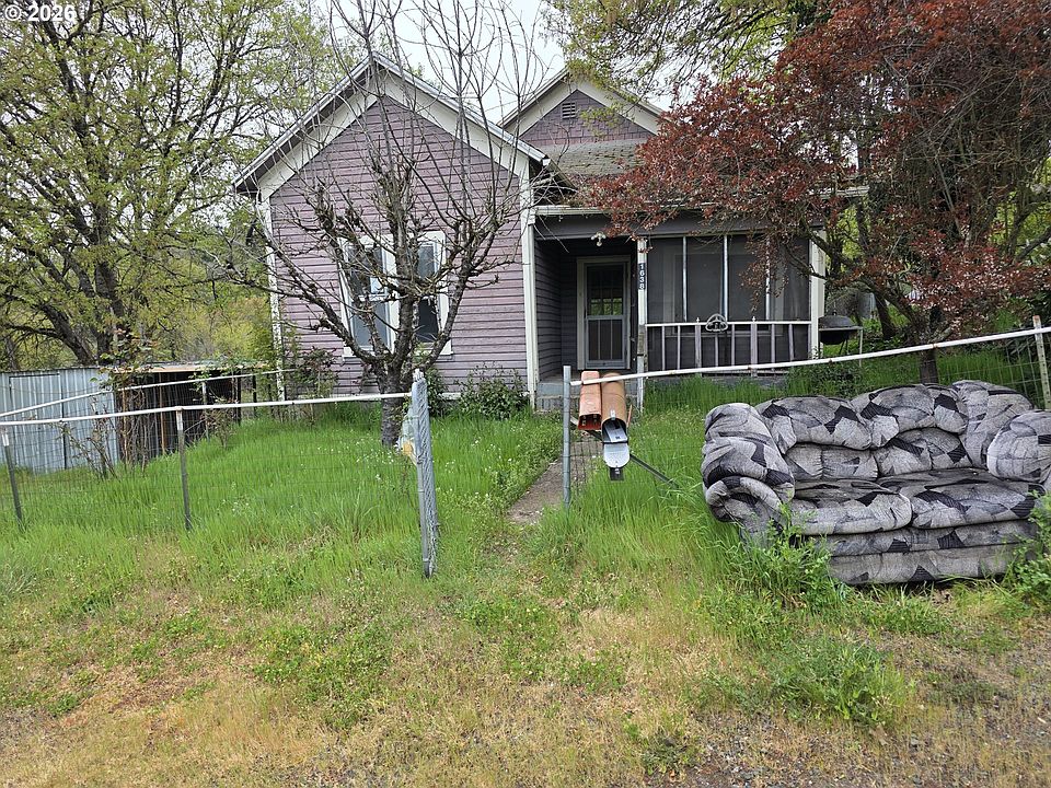 1st image of 1638 SE Mill St
