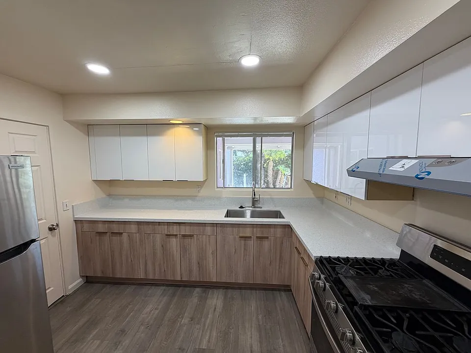 6885 Pasado Rd