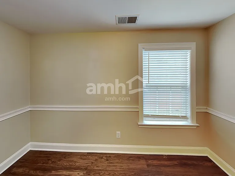 4013 Lilac Ln — Photo 14