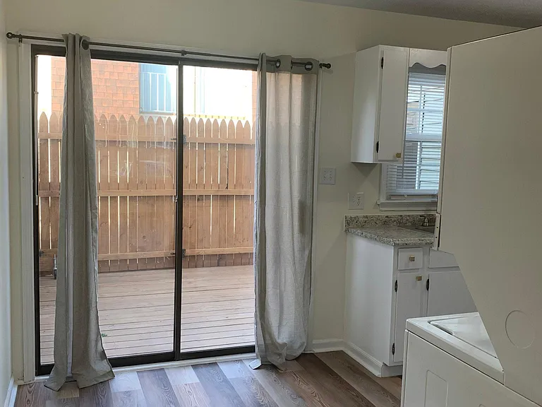 3501 Fort Ave #2 — Photo 8