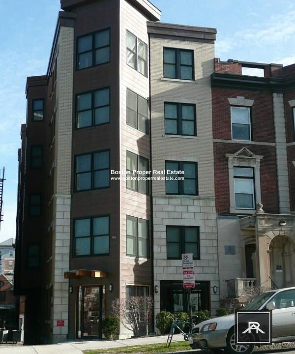 1st image of 463 Park Dr #401