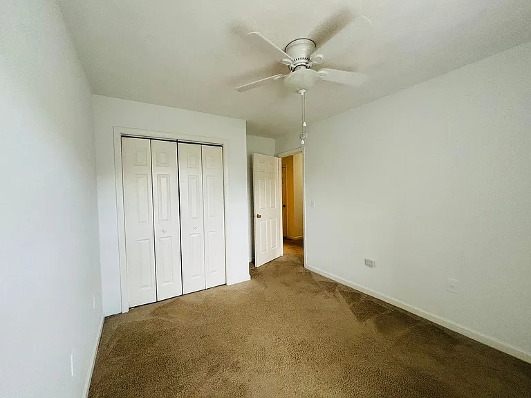 850 Patrick Henry Dr — Photo 16