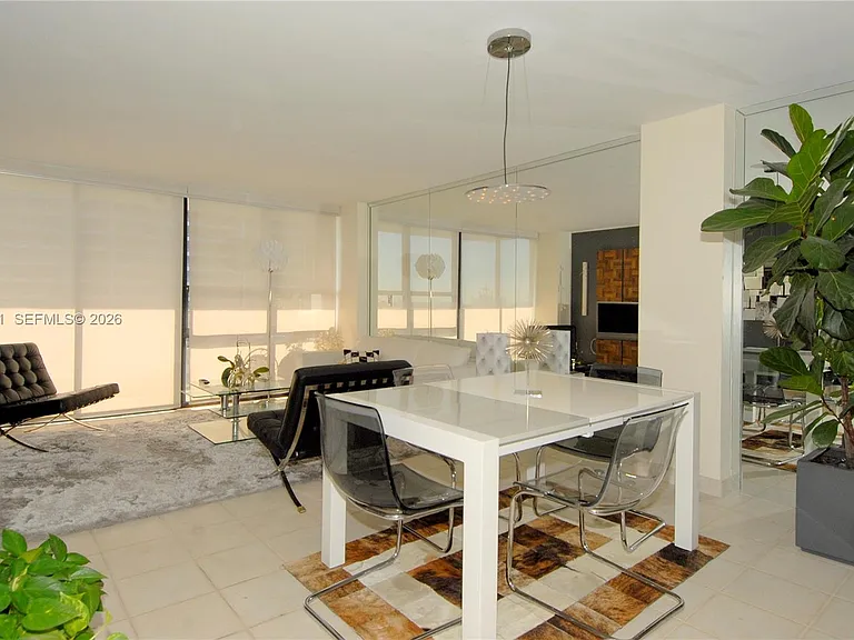 600 NE 36th St #1212 — Photo 11