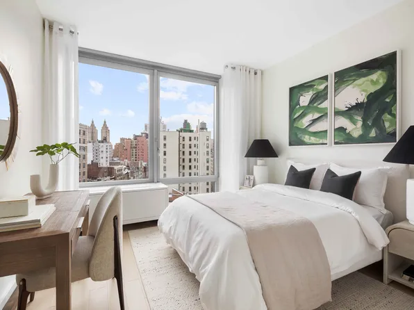 212 West 72nd Street image 9 of 16