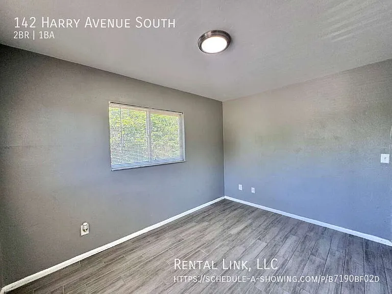 142 Harry Ave S — Photo 9