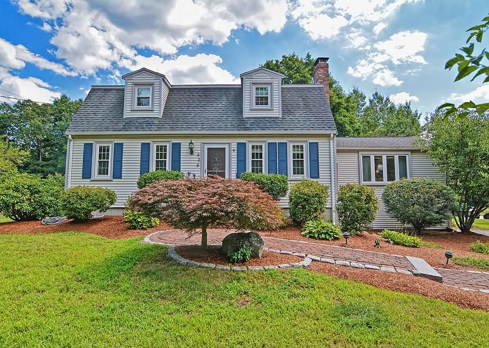 434 Village St, Millis, MA 02054 Zillow