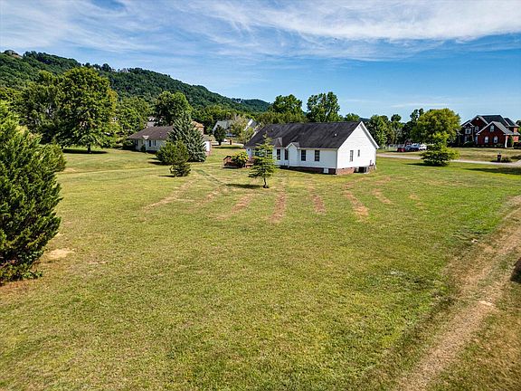 4th image of 9021 Greystone Valley Dr