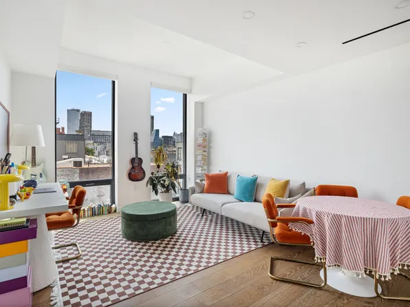 287 E Houston St, New York, NY